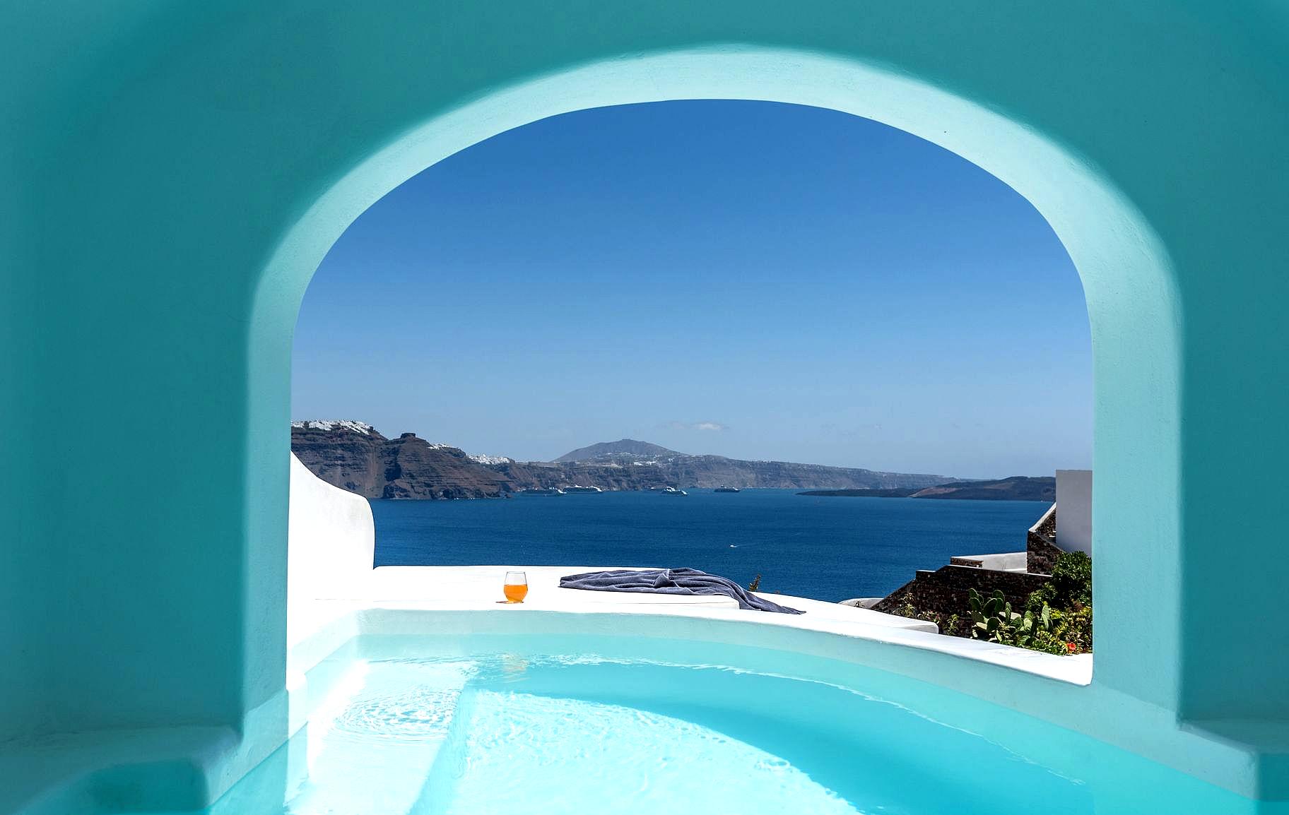 Chelidonia Luxury Suites